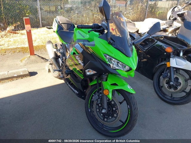 Kawasaki EX400 2018 JKAEXKG11JDA05999 main image