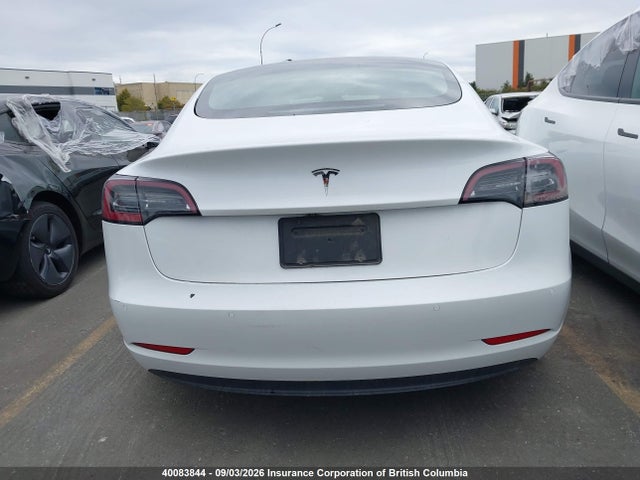 Продажа на аукционе авто 2021 Tesla Model 3, vin: 5YJ3E1EA0MF996297, номер лота: 40083844