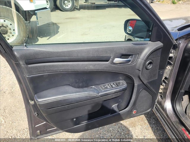 Chrysler 300 2015 2C3CCAGGXFH830717 Image 12