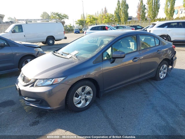 40083858 :رقم المزاد ، 2HGFB2F46FH051888 vin ، 2015 Honda Civic مزاد بيع