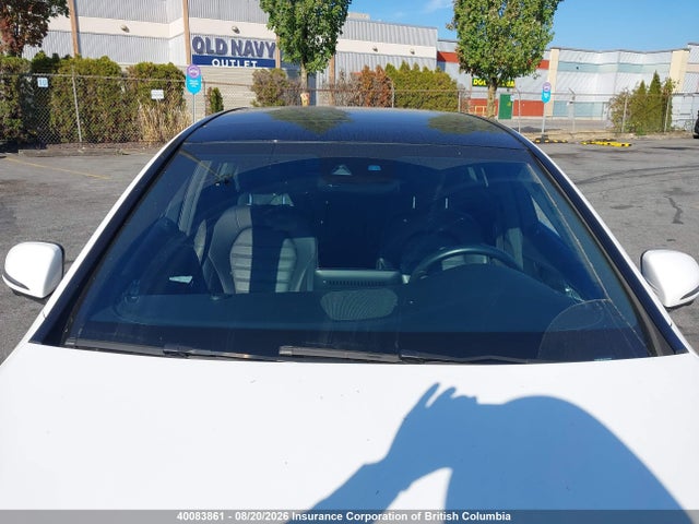 40083861 :رقم المزاد ، 55SWF4KB1JU269950 vin ، 2018 Mercedes-benz C 300 4matic مزاد بيع