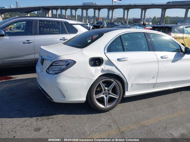 40083861 :رقم المزاد ، 55SWF4KB1JU269950 vin ، 2018 Mercedes-benz C 300 4matic مزاد بيع