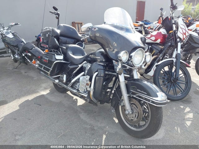 40083864 :رقم المزاد ، 5HD1FCW134Y621915 vin ، 2004 Harley-davidson Flhtcui مزاد بيع