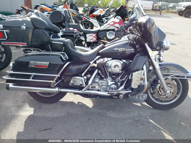 40083864 :رقم المزاد ، 5HD1FCW134Y621915 vin ، 2004 Harley-davidson Flhtcui مزاد بيع