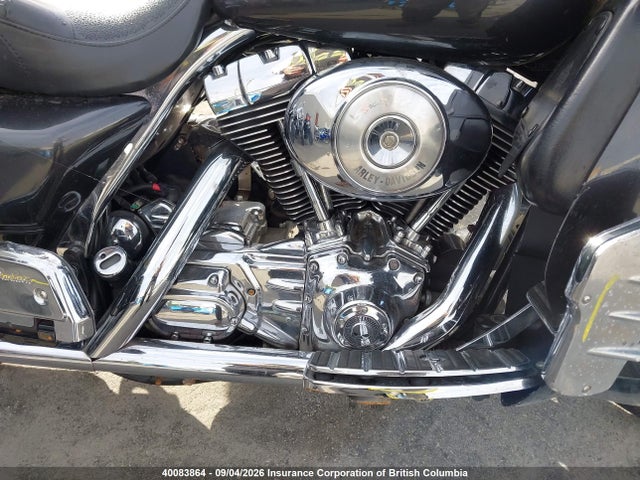 40083864 :رقم المزاد ، 5HD1FCW134Y621915 vin ، 2004 Harley-davidson Flhtcui مزاد بيع