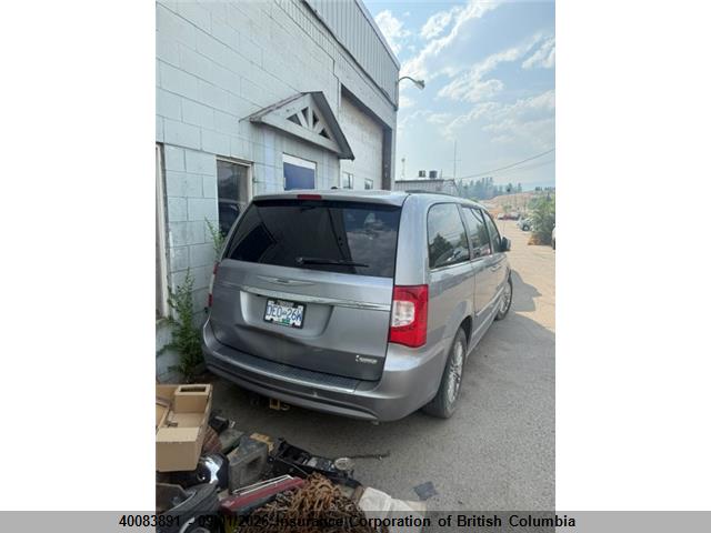 2C4RC1CG5FR501624 Chrysler Town &amp; Country Touring L