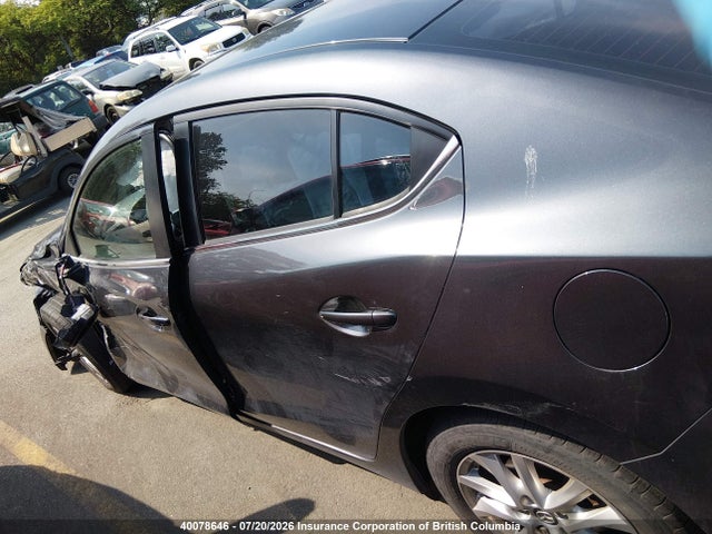 3MZBM1V77FM204824 Mazda 3 TOURING
