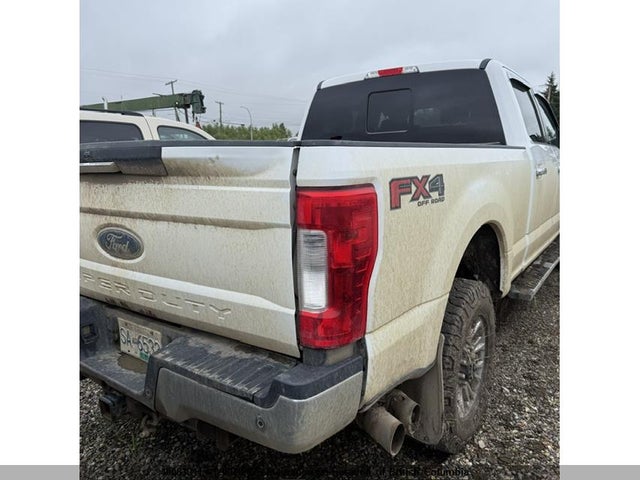 40083911 :رقم المزاد ، 1FT8W3BT5HEE11094 vin ، 2017 Ford F350 مزاد بيع