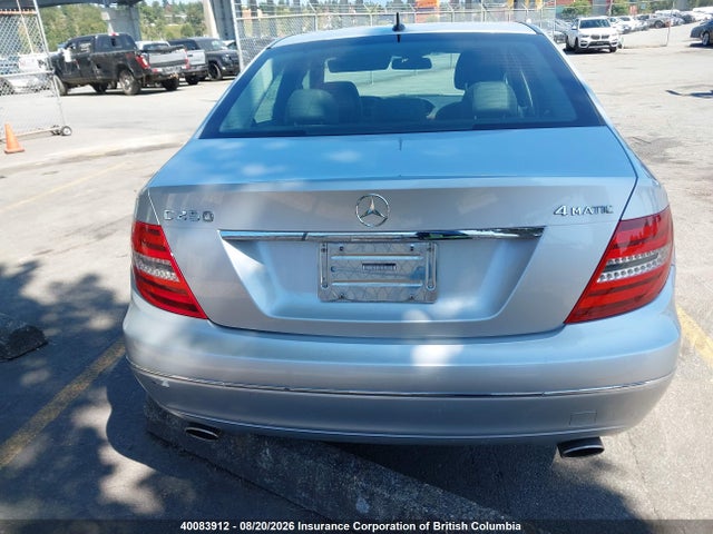 Продаж на аукціоні авто 2012 Mercedes-benz C 250 4matic, vin: WDDGF8FB9CA619964, номер лоту: 40083912