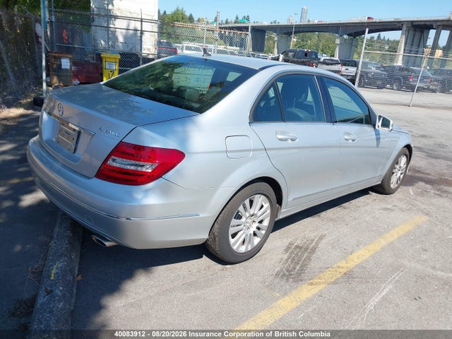 Продаж на аукціоні авто 2012 Mercedes-benz C 250 4matic, vin: WDDGF8FB9CA619964, номер лоту: 40083912