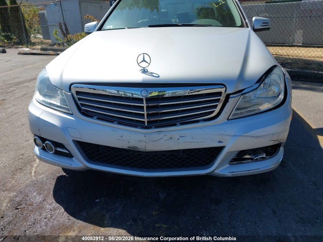Продаж на аукціоні авто 2012 Mercedes-benz C 250 4matic, vin: WDDGF8FB9CA619964, номер лоту: 40083912