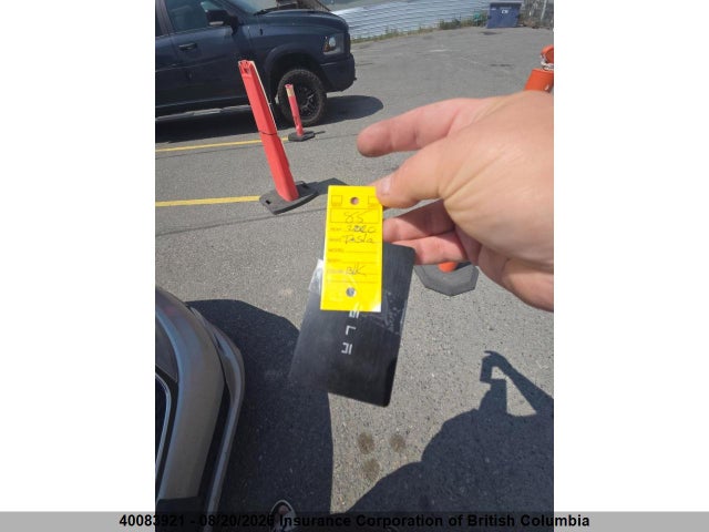 2021 Tesla Model Y მანქანა იყიდება აუქციონზე, vin: 5YJYGDEDXMF123443, აუქციონის ნომერი: 40083921