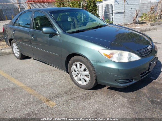 40083930 :رقم المزاد ، JTDBE30K820003079 vin ، 2002 Toyota Camry مزاد بيع