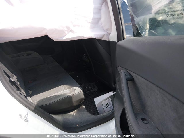 7SAYGDEF8NF576157 Tesla Model Y