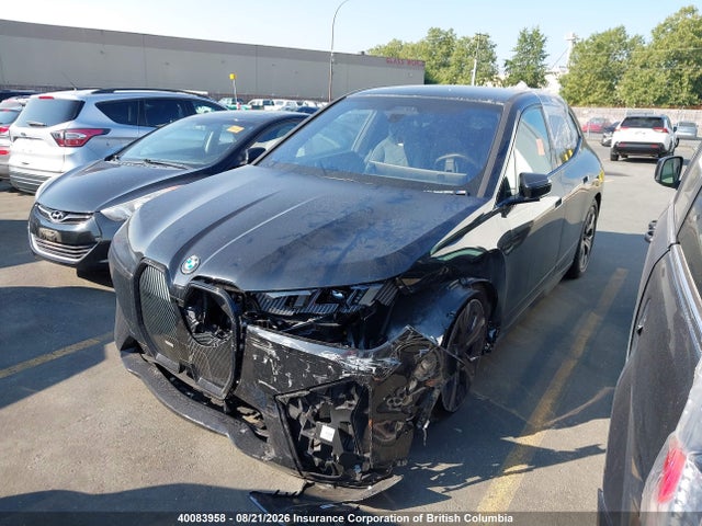 WB553CF05TCX50806 BMW Ix