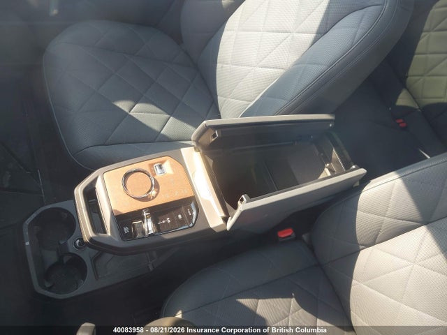 WB553CF05TCX50806 BMW Ix