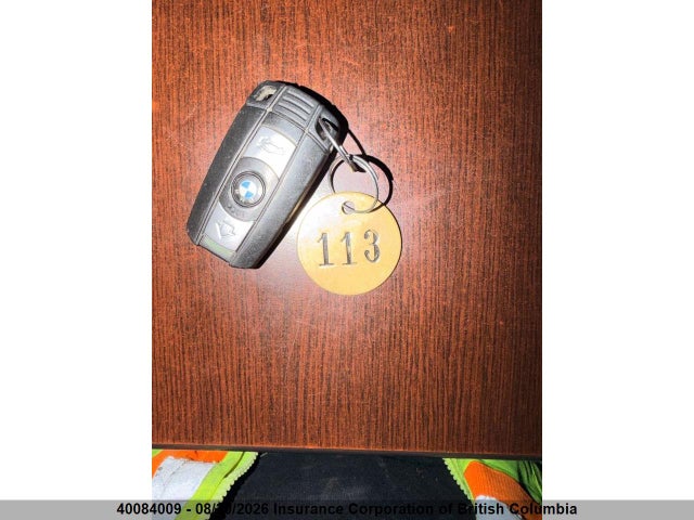 Продажа на аукционе авто 2011 Bmw 323i, vin: WBAPG7G53BNN18403, номер лота: 40084009