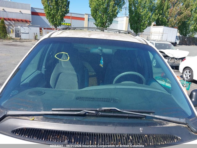 Продаж на аукціоні авто 2000 Dodge Caravan, vin: 2B4GP2539YR605156, номер лоту: 40084041