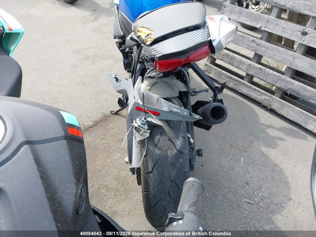 Suzuki GSX-R600 2023 JS1GN7FAXP7100014 Image 6