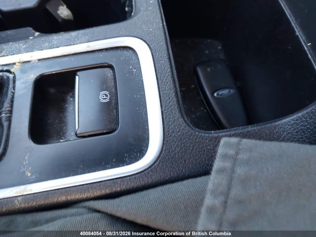 1FMCU9GD0KUB17230 Ford ESCAPE SE