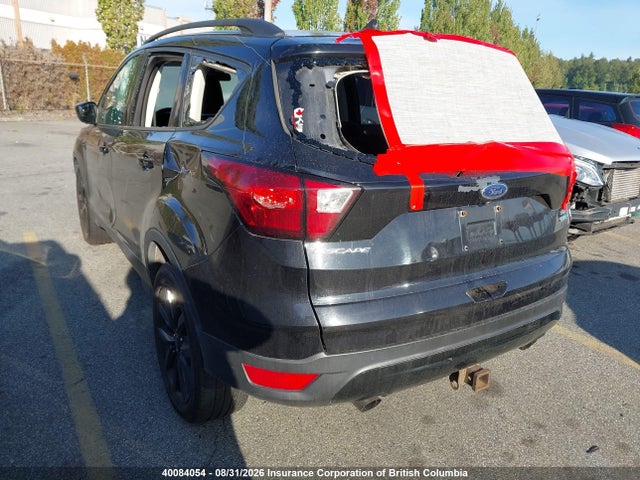 1FMCU9GD0KUB17230 Ford ESCAPE SE
