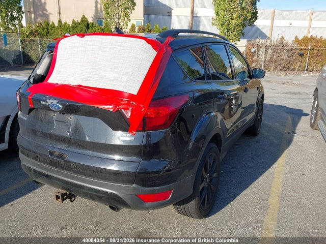 1FMCU9GD0KUB17230 Ford ESCAPE SE