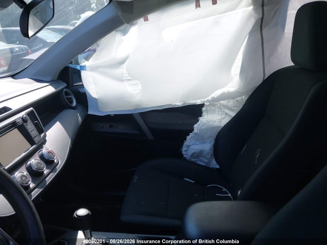 Toyota RAV4 LE 2018 2T3BFREV5JW804601 Image 21
