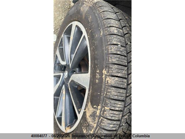 40084077 :رقم المزاد ، JN8AT2MV8JW340559 vin ، 2018 Nissan Rogue مزاد بيع