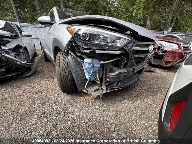 KM8J3CA40HU331448 Hyundai Tucson Limited/sport And Eco/se