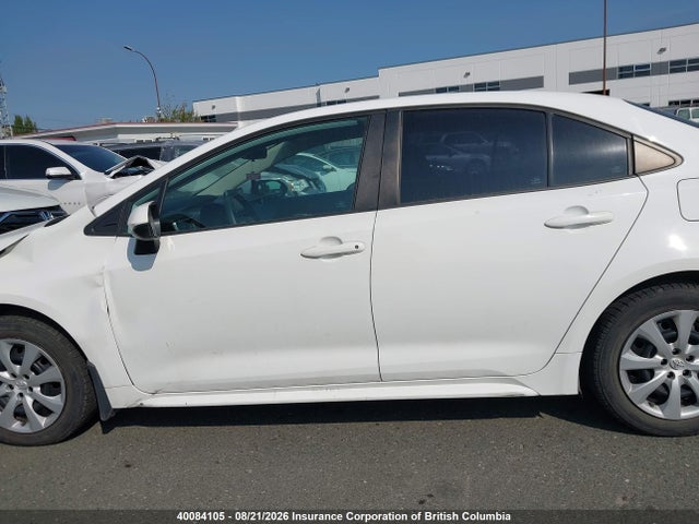 5YFBPMBE9MP210483 Toyota COROLLA LE