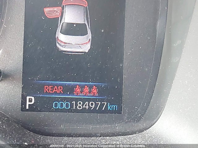 5YFBPMBE9MP210483 Toyota COROLLA LE