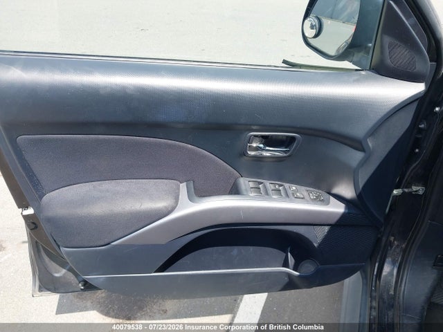 2011 Mitsubishi Outlander Es მანქანა იყიდება აუქციონზე, vin: JA4AT2AW0BU606902, აუქციონის ნომერი: 40079538