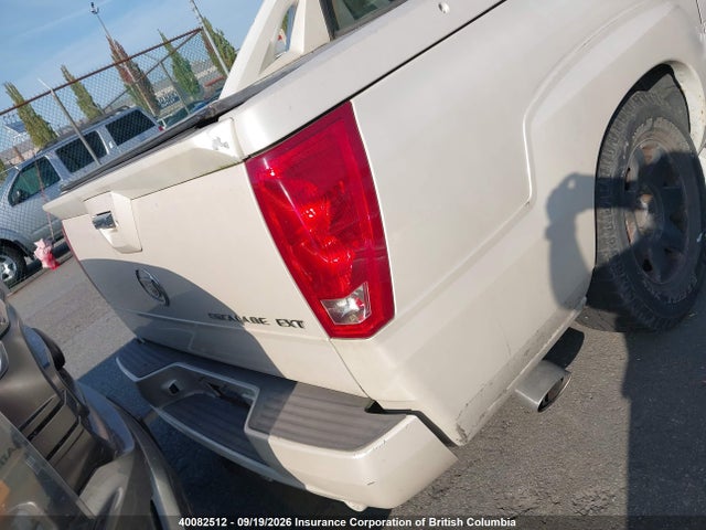 2004 Cadillac Escalade Ext მანქანა იყიდება აუქციონზე, vin: 3GYEK62N74G137735, აუქციონის ნომერი: 40082512
