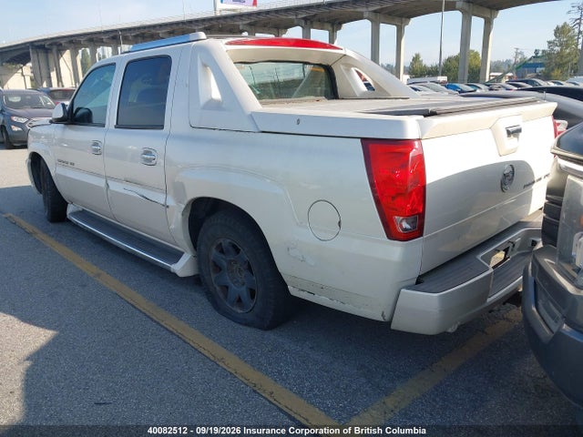 2004 Cadillac Escalade Ext მანქანა იყიდება აუქციონზე, vin: 3GYEK62N74G137735, აუქციონის ნომერი: 40082512