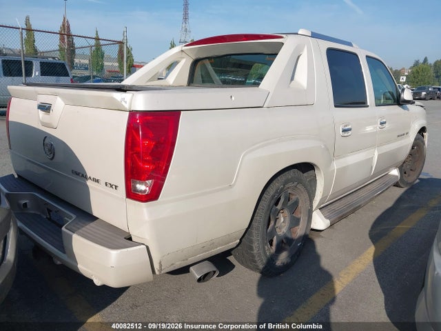 2004 Cadillac Escalade Ext მანქანა იყიდება აუქციონზე, vin: 3GYEK62N74G137735, აუქციონის ნომერი: 40082512