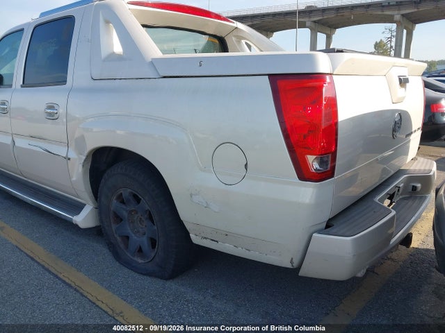 2004 Cadillac Escalade Ext მანქანა იყიდება აუქციონზე, vin: 3GYEK62N74G137735, აუქციონის ნომერი: 40082512