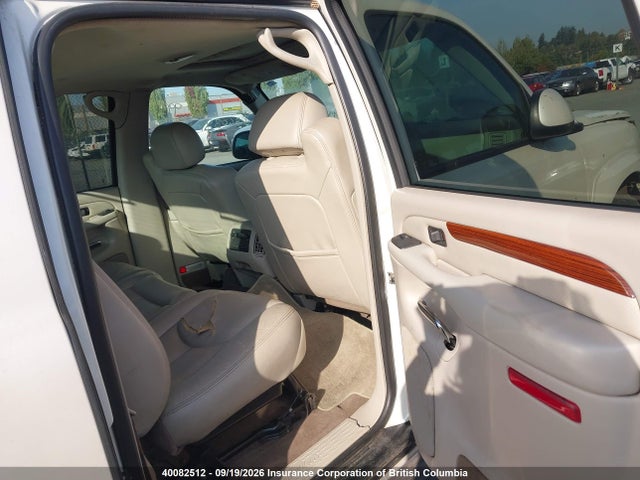 2004 Cadillac Escalade Ext მანქანა იყიდება აუქციონზე, vin: 3GYEK62N74G137735, აუქციონის ნომერი: 40082512