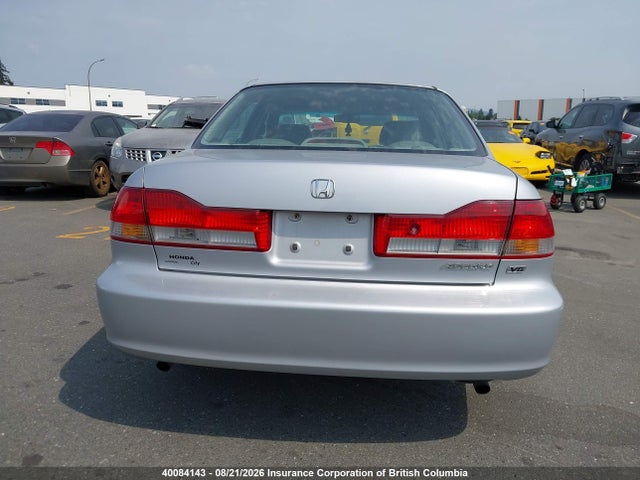 40084143 :رقم المزاد ، 1HGCG16502A005957 vin ، 2002 Honda Accord Ex مزاد بيع