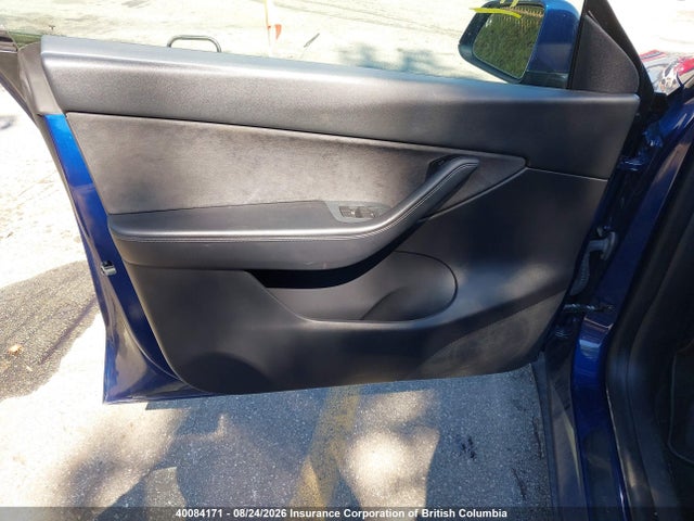 Tesla Model Y Performance/standard Range 2021 5YJYGAED6MF181533 Image 22