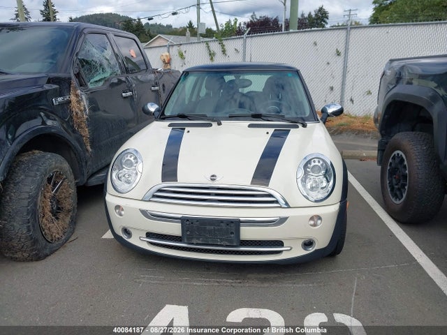 Продажа на аукционе авто 2005 Mini Cooper, vin: WMWRC33415TC57320, номер лота: 40084187