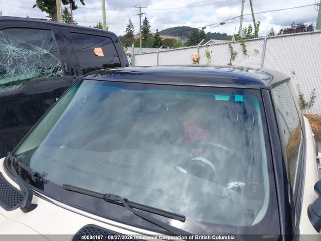 Продажа на аукционе авто 2005 Mini Cooper, vin: WMWRC33415TC57320, номер лота: 40084187