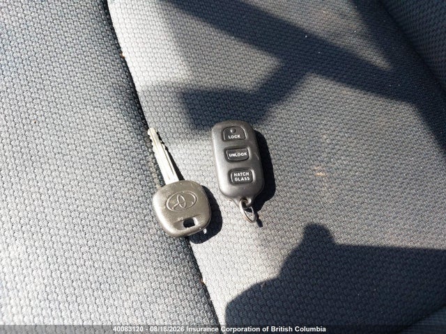 40083120 :رقم المزاد ، 2T1KR32E08C704306 vin ، 2008 Toyota Corolla Matrix Xr مزاد بيع