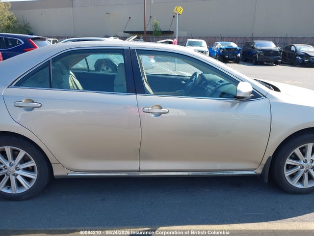 40084210 :رقم المزاد ، 4T1BF1FK7DU683301 vin ، 2013 Toyota Camry مزاد بيع