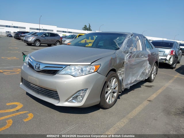 40084210 :رقم المزاد ، 4T1BF1FK7DU683301 vin ، 2013 Toyota Camry مزاد بيع