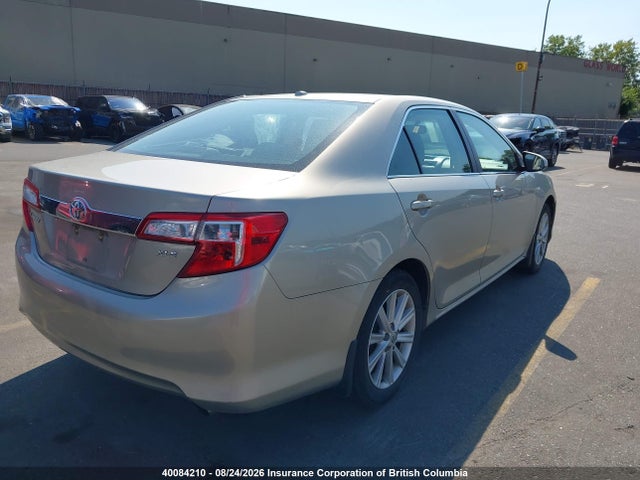40084210 :رقم المزاد ، 4T1BF1FK7DU683301 vin ، 2013 Toyota Camry مزاد بيع