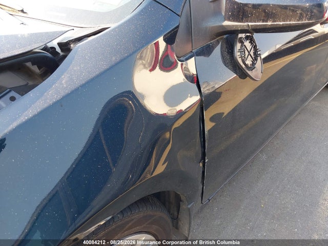 Toyota COROLLA LE 2018 2T1BURHE7JC097206 Image 12