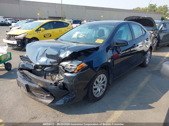 Toyota COROLLA LE 2018 2T1BURHE7JC097206 Image 2
