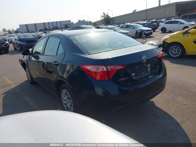 Toyota COROLLA LE 2018 2T1BURHE7JC097206 Image 3