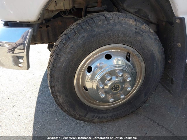 40084217 :رقم المزاد ، 1FDXE45S33HB49084 vin ، 2003 Ford E-450 Cutaway Standard مزاد بيع