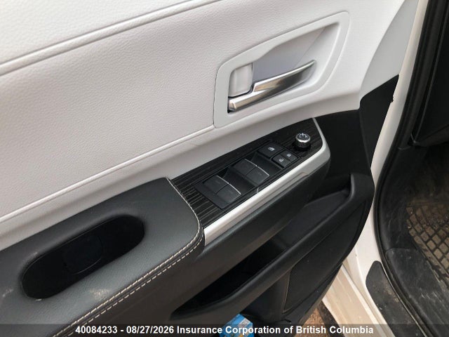 5TDGSKFCXTS232614 Toyota Sienna Xse Awd 7-pass